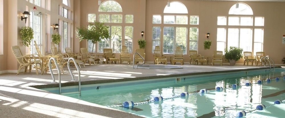 Westford Regency Inn & Conference Center Экстерьер фото